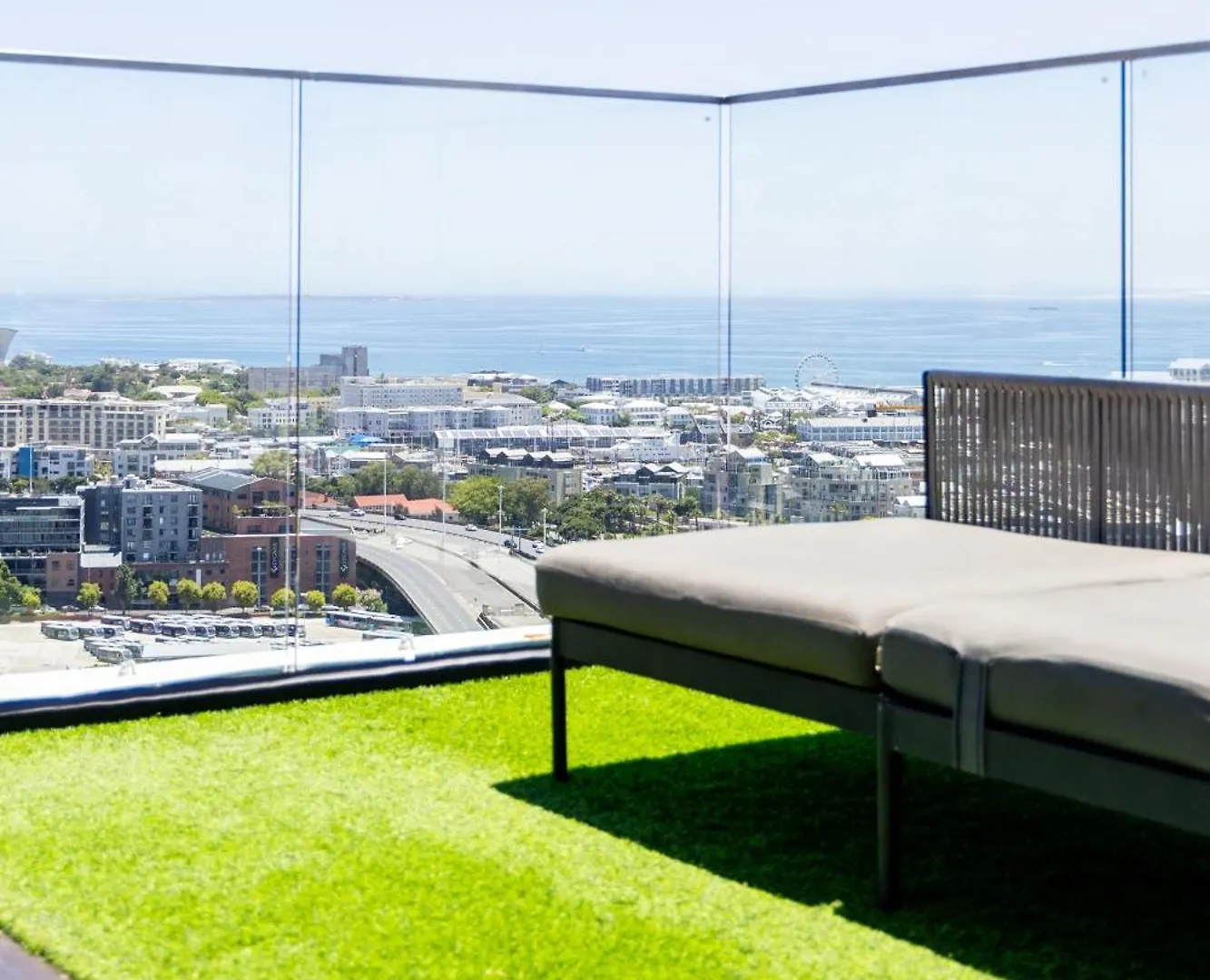 26Th Floor Exclusive Sky Suite Overlooking The Ocean Cape Town Apartment